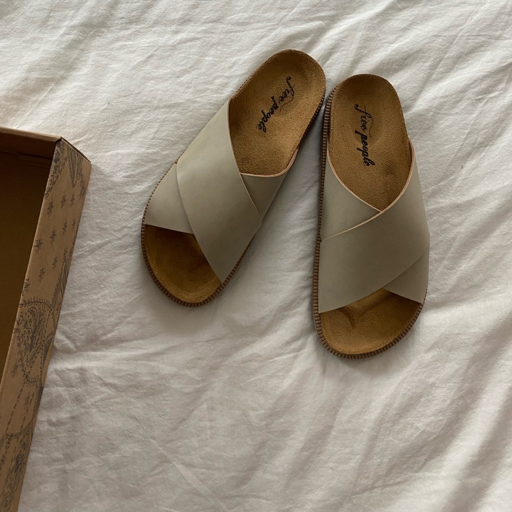 Free People sidelines sandals size 7